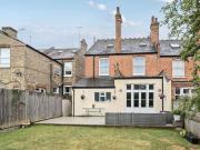 5 bed house for sale
