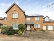 5 bed house for sale