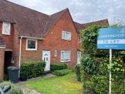5 bed Mid Terraced House to rent in Hampshire, SO22,...