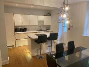 5 bed Mid Terraced House to rent in Bristol Somerset,...