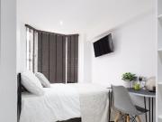 5 bed Mid Terraced House to rent in Lincoln...