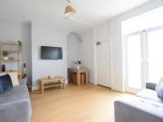 5 bed Mid Terraced House to rent in Lincoln...