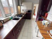 5 bed Mid Terraced House to rent in Lincoln...