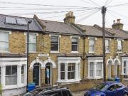 5 bed Mid Terraced House to rent in London Southwark,...