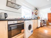 5 bed Mid Terraced House to rent in Newcastle Upon Tyne...