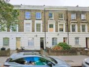 5 bed 1st Floor Flat to rent in Stoke Newington Hackney,...
