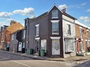 5 bed Mid Terraced House to rent in Winchester...