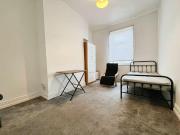 5 bed property for sale