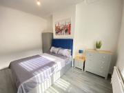 5 bed recently refurbished HMO house L7, bills inc