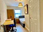 5 Bed Semi Detached House, Highcrown Street, SO17