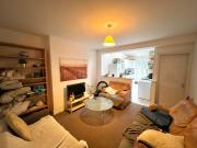 5 bed semi detached house to rent in Hatherley Road,...