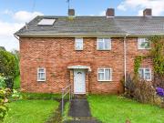 5 bed Semi Detached to rent in Harestock Hampshire,...