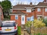 5 bed Semi Detached to rent in Harestock Hampshire,...