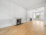 5 bed Semi Detached to rent in London Kensington And...