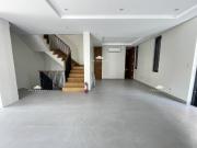 5 Bedroom 5BR House and Lot for Lease in McKinley Hill...