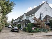 5 bedroom apartment for sale