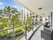 5 bedroom apartment for sale