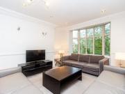 5 bedroom Apartment to let Strathmore Court, St...