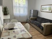 5 bedroom apartment to rent