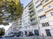 4 bedroom apartment with garage box – Alameda Dom Afonso...