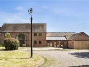 5 bedroom barn conversion for rent in Blackgreaves Lane,...