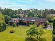 5 Bedroom Barn Conversion For Rent In Lapworth