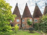 5 Bedroom Barn Conversion For Sale In East Peckham