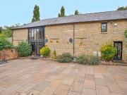 5 bedroom barn conversion for sale in Newport Road, New...