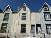 5 Bedroom Block Of Apartments Flat