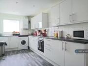 5 bedroom bungalow for rent in Kemsing Gardens,...