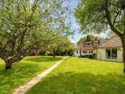 5 Bedroom Bungalow For Sale In Wokingham, Berkshire
