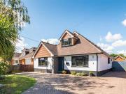 5 bedroom chalet for sale in Highfield Drive Ringwood...