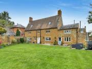 5 Bedroom Cottage For Rent In Harpole