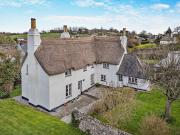 5 bedroom cottage for sale