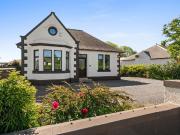 5 bedroom detached bungalow for sale
