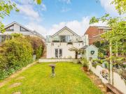 5 bedroom detached bungalow for sale in Pottery Road,...
