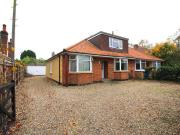5 bedroom detached bungalow to rent