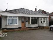 5 bedroom detached bungalow to rent