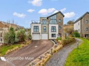 5 Bedroom Detached House