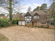 5 Bedroom Detached House