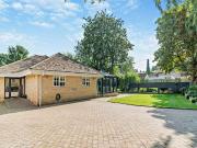 5 Bedroom Detached House
