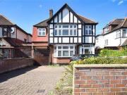 5 Bedroom Detached House