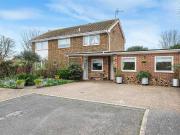 5 Bedroom Detached House