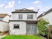6 Bedroom Detached House