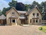 5 Bedroom Detached House
