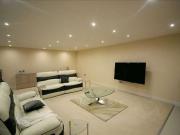 5 Bedroom Detached House