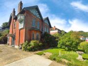 5 Bedroom Detached House