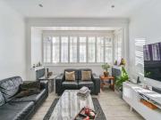 5 Bedroom Detached House