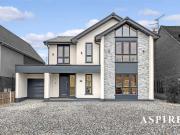 5 Bedroom Detached House