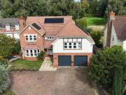 5 Bedroom Detached House